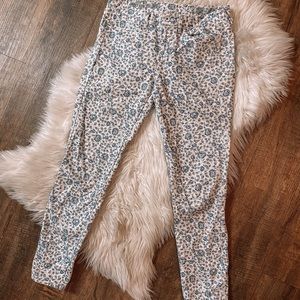 MADEWELL JEANS WHITE & BLUE FLORALS